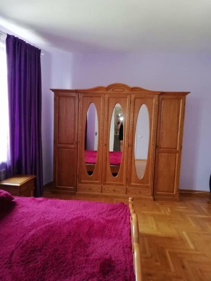 Mini Hotel Jtm Chernivtsi Luaran gambar