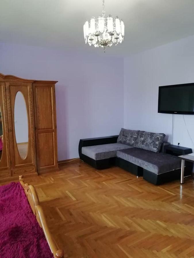 Mini Hotel Jtm Chernivtsi Luaran gambar